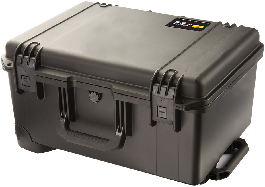 pelican-travel-rolling-rigid-protection-case